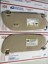 2009-2011 Lincoln Town Car RH+LH Sunvisor - Parchment OEM picture