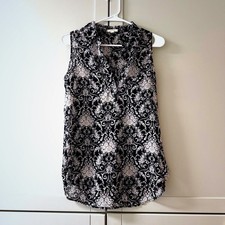 Pleione Womens XS Black White Floral Damask Sleeveless Blouse Top Anthropologie picture