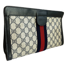 Vintage Gucci Sherry Line GG Supreme Clutch Bag Navy PVC From Japan 52 Authentic picture