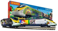 Hornby The Beatles 'Yellow Submarine' Eurostar OO Gauge Model Train Set R1253M picture