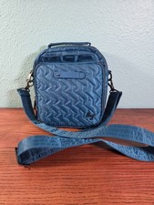Lug Skeeter Small Ocean Blue Crossbody Bag Zip Closure RFID picture