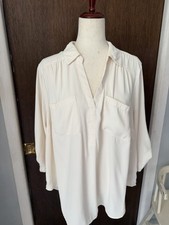 Torrid Harper Women's Ivory Solid V-Neck 3/4 Roll Tab Pullover Blouse 1 Plus picture