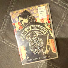 ***BRAND NEW PHYSICAL MEDIA***Sons of Anarchy Season 1 DVD w/Deleted Scenes picture