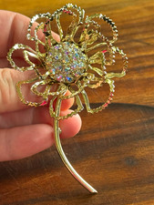 Vintage Sarah Coventry “Allusion” Flower Brooch picture