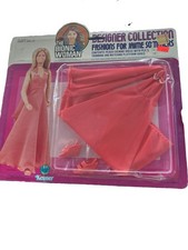 Vintage Kenner Bionic Woman Jamie Sommers Peach Dream Outfit picture