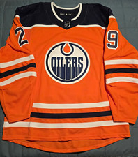 Edmonton Oilers Leon Draisaitl #29 Adidas MiC NHL Jersey Orange Size 56 picture