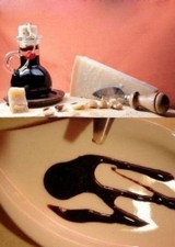 TRADITIONAL BALSAMIC VINEGAR OF MODENA 1 LITRE-AGED 100 YEARS.THE OLD ARTISANAL picture