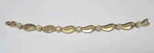 Vtg Crown Trifari Pearl Rhinestone Floral Leaf Bracelet Glossy Gold Tone 6.75