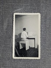 Vintage 1942 Black & White Photo Man Playing Piano Scalloped Edge Snapshot picture