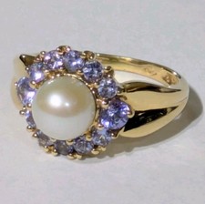 Exquisite 14k Vintage Pearl and Tanzanite Halo Ring. Look picture