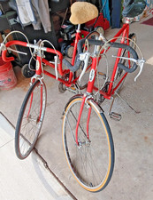 His & Hers 1973 Schwinn Deluxe Varsity Bikes Excellent Condition all original picture