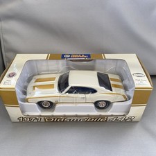 Rare 2007 CPD NAPA Mint Quality Replica 1971 OLDSMOBILE 4-4-2 1/24 Diecast 442 picture