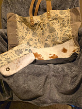 Myra Bag Floral Tote Zip Closure w/ Coin Purse, Lined Inner Pockets picture