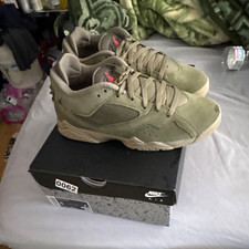 Jordan Men’s Green Low Top Lace-Up Athletic Sneaker New w/ Defects picture
