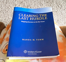 Wolters Kluwer Clearing the Last Hurdle Bar Exam Study Guide Temm 2012 picture