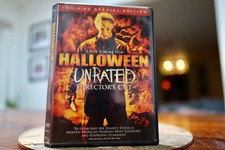 Halloween 2007 DVD Unrated Director's Cut 2-Disc Rob Zombie Michael Myers Horror picture