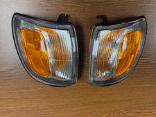 1997-1998 Toyota 4-Runner Marker Light Pair 18-3423-90 /18-3424-90-Left & Right picture