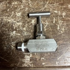 *SLIGHTLY USED* Swagelok SS-5PDM8-F8 picture