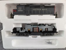 Proto 2000 HO GP30, Cotton Belt #5002, Item #23087, DC Analog. picture