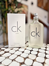 Open Box Price - Calvin Klein Ck One/EDT Pour/Spray 6.7 oz (200ml) Unisex picture