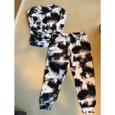 Social Standard by Sanctuary Black and White Tie Dye Lounge Set picture