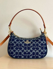 Coach CAF82 Denim/Natural Teri Shoulder Bag Signature Denim Outlet Products picture