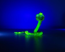 Bronze Uranium Snake Cobra figurine glowing Murano animal UV reactive sculpture picture