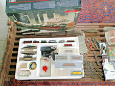 Märklin Mini-Club Z Scale Train Lot 81864 80326 80327 80328 + DVDs Literature picture