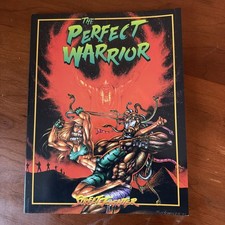 The Perfect Warrior (Street Fighter) [Paperback] Beautiful Condition  picture