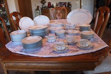 Heinrich H & C Rosalinda Vintage 65 Piece Porcelain China Dinnerware Grouping picture