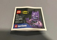 Lego 30762 Retro Video Game Pixel Purple Batman Minifigure - Brand New picture