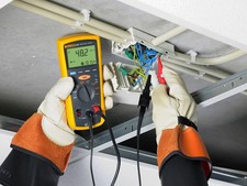 Fluke 1507 Insulation Resistance Tester 1000v NEW IN Open BOX picture