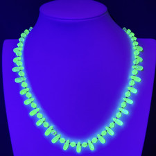 Uranium Glass Necklace 18'' Vaseline Yellow Czech Vintage Beads Women`s Jewelry picture