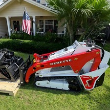 NEW 2025 Derette V1000 Mini Skid Steer Loader – 25HP Kubota Diesel picture