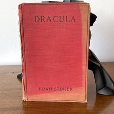 Dracula by Bram Stoker Grosset & Dunlap 1897 1st Edition Red Cover, Halloween picture