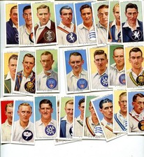 1938 JOHN PLAYER & SONS CRICKETERS 1938 25 TOBACCO CARD LOT picture