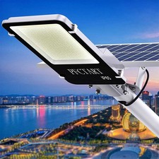 2000W Solar Power Commercial Solar Street Light Dusk to Dawn Road Pole+Remote picture