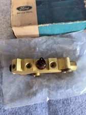 NOS 1974-79 Ford F250 F350 2WD Brake Pressure Differential Valve D4TZ-2B257-A picture