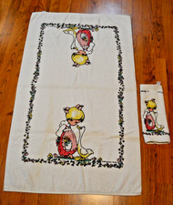 Precious Moments 2 Piece Set 1990 Bath Towel & Wash Cloth picture