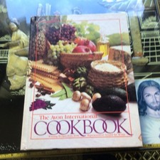 Vintage 1983 The Avon International Cookbook HC Recipes from Around the World picture