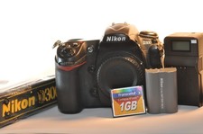 Nikon D300 12.3 MP DSLR camera ONLY WORKING 1GB CF card battery charger manual picture