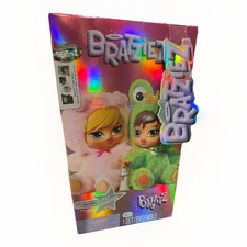 BRATZ BRATZIEZ ICONZ SERIEZ PLUSH KEYCHAIN BLIND BOX NEW SEALED. Nice picture