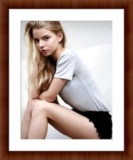 Anya Taylor-Joy 8.5 x 11 Color Unframed Photograph Collectable Print picture