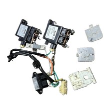 2004 - 2009 Toyota Prius Hybrid Battery Relays G3843-47020 picture