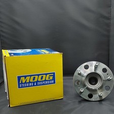 Moog 512437 Wheel Bearing and Hub Assembly picture