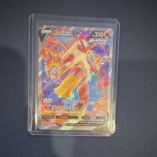 Blaziken V (Full Art) 161/198 Swsh06: Sword & Shield - Chilling Reign Holo picture