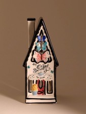 THE ELEGANT BUTTERFLY CANDLE HOUSE picture