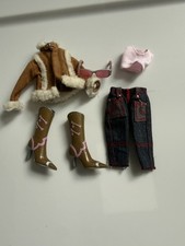 MGM Bratz Fashion Set Y2K Western Denim Cowboy Boots Sherpa Jacket Crop Top picture