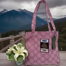 GUCCI Beauty Makeup Tote Bag GWP 13.5” * 13.5” * 2” (MusixMatch/Gucci 100)  picture