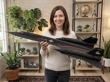 SR-71 Blackbird 1:32 Scale 41